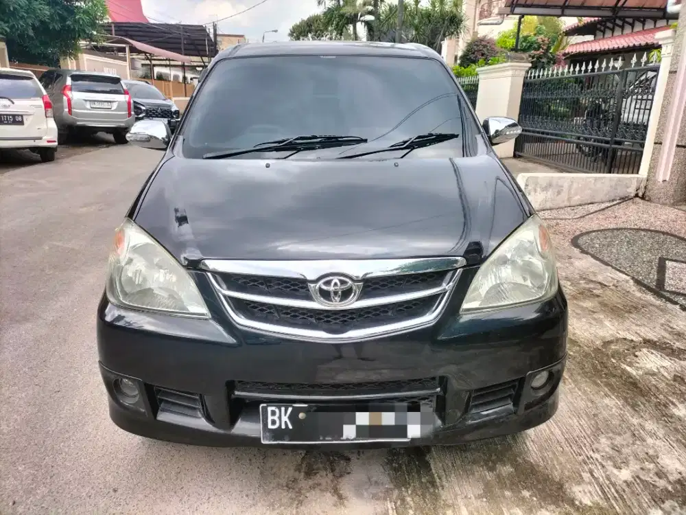 Toyota Avanza G MT Manual Hitam 2010