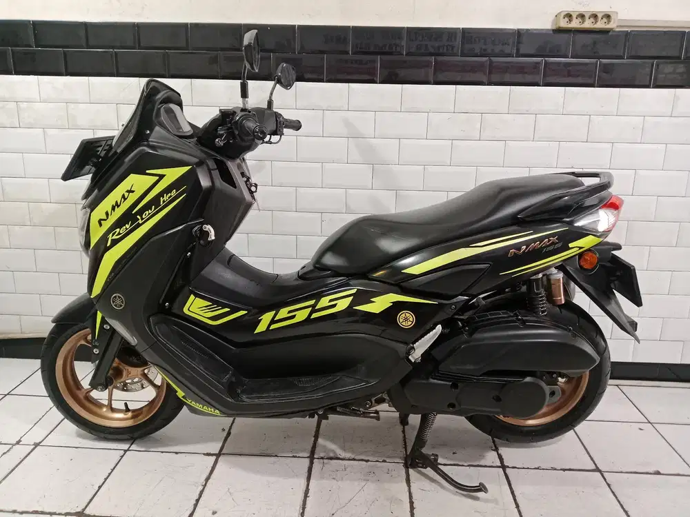 Dijual cepat nmax new kunci 2021 pajak hidup