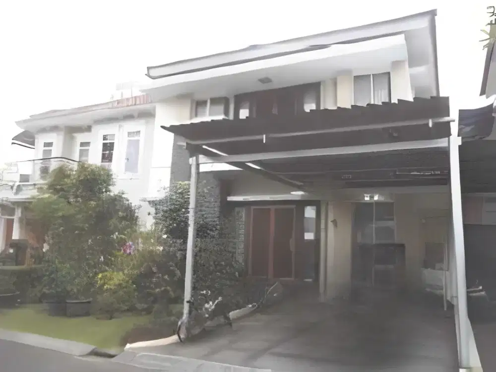 Dijual Cepat Rumah di Cluster Taman Beverly Golf, Lippo Karawaci