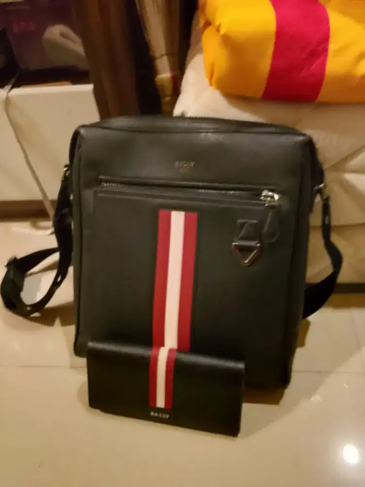 Bally Sling Bag dan Wallet Original Sepasang
