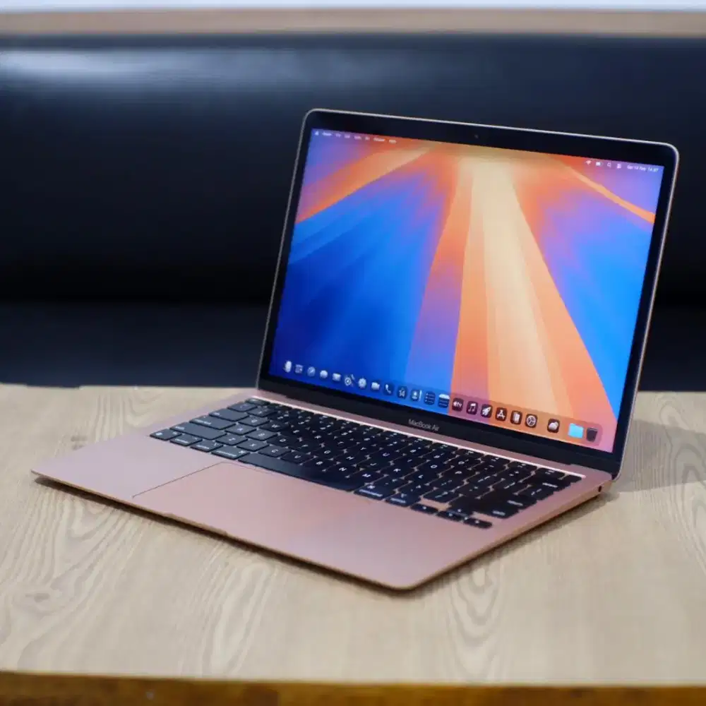 Macbook Air M1 Mulus Grade A 8/256