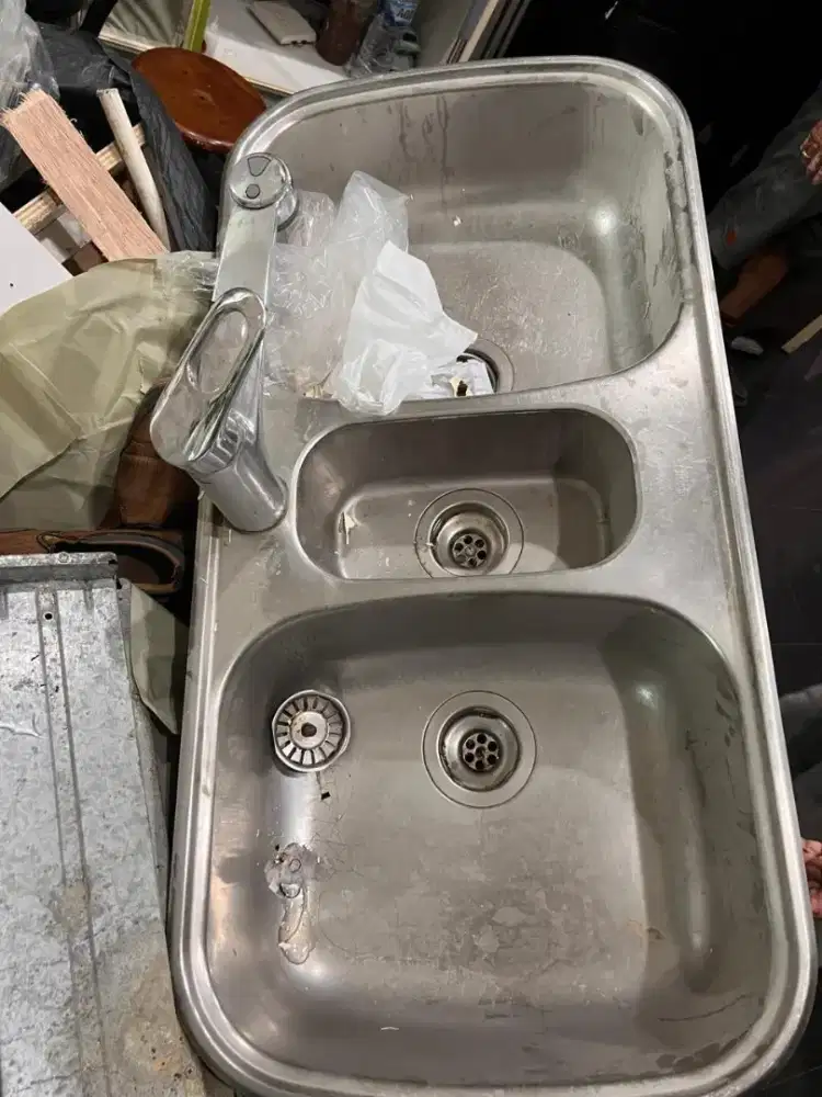 Wastafel cuci piring