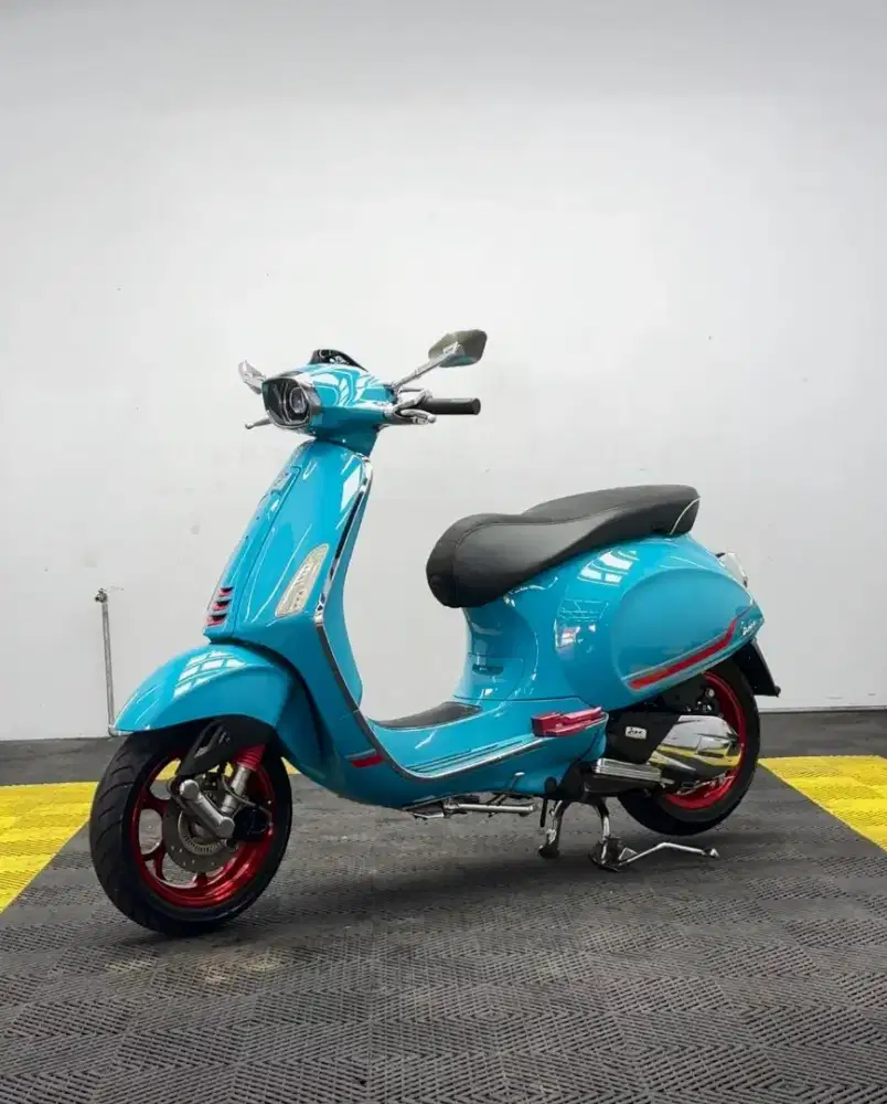 Vespa sprint S 2022 istimewa