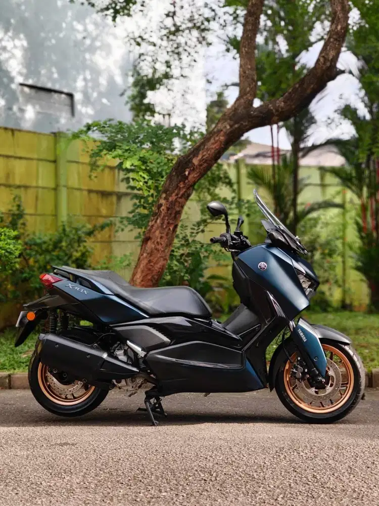 YAMAHA NEW XMAX 250 ABS CONNECTED HIJAU 2023 KM 9K PAJAK ON FULL MULUS