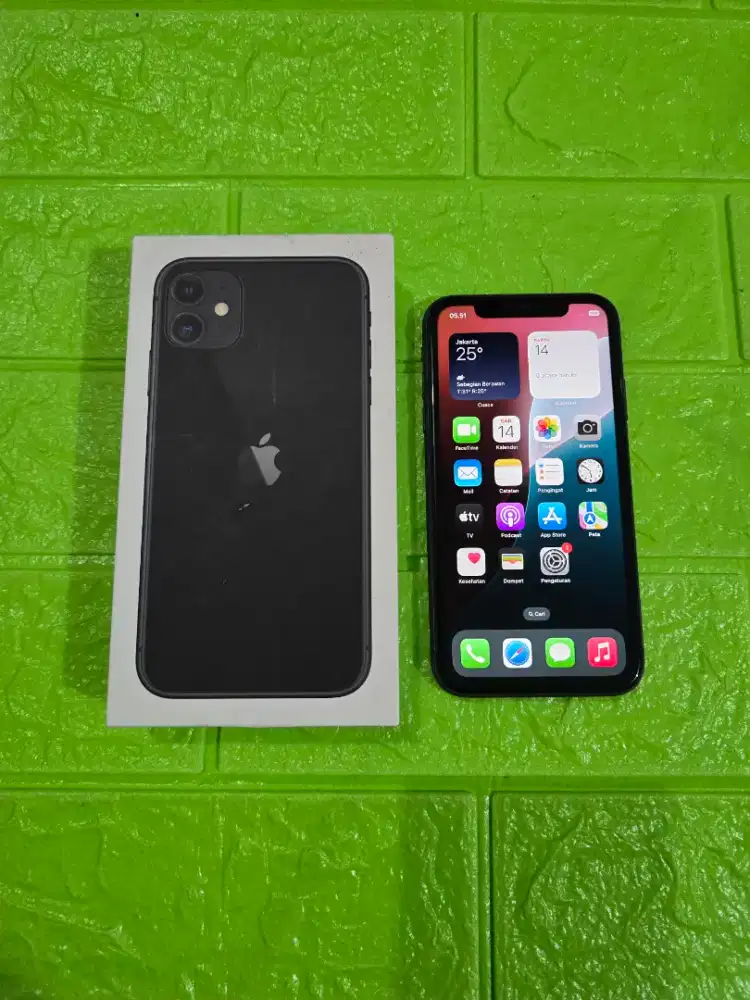 IPhone 11 64gb Black IBox Lengkap Normal