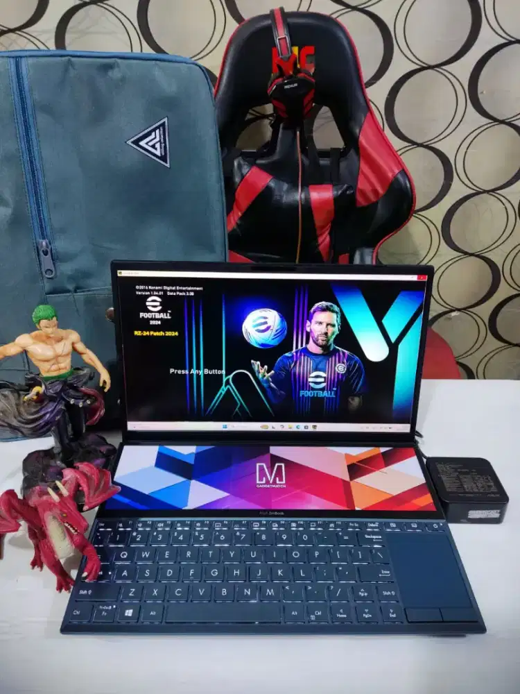 Asus ZenBook Duo UX481 RAM 16GB SSD 1TB Dual VGA Nvidia Siap Tempur