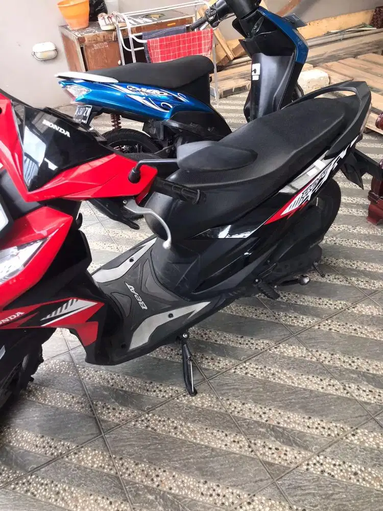 GAB 75 JUTA MOTOR HELM KULKAS AC TV KASUR GITAR MEJA KURSI JATI HP DLL