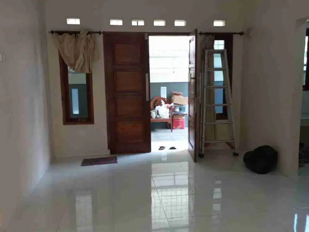 Dijual Rumah Cantik Minimalis di Sayap BKR
