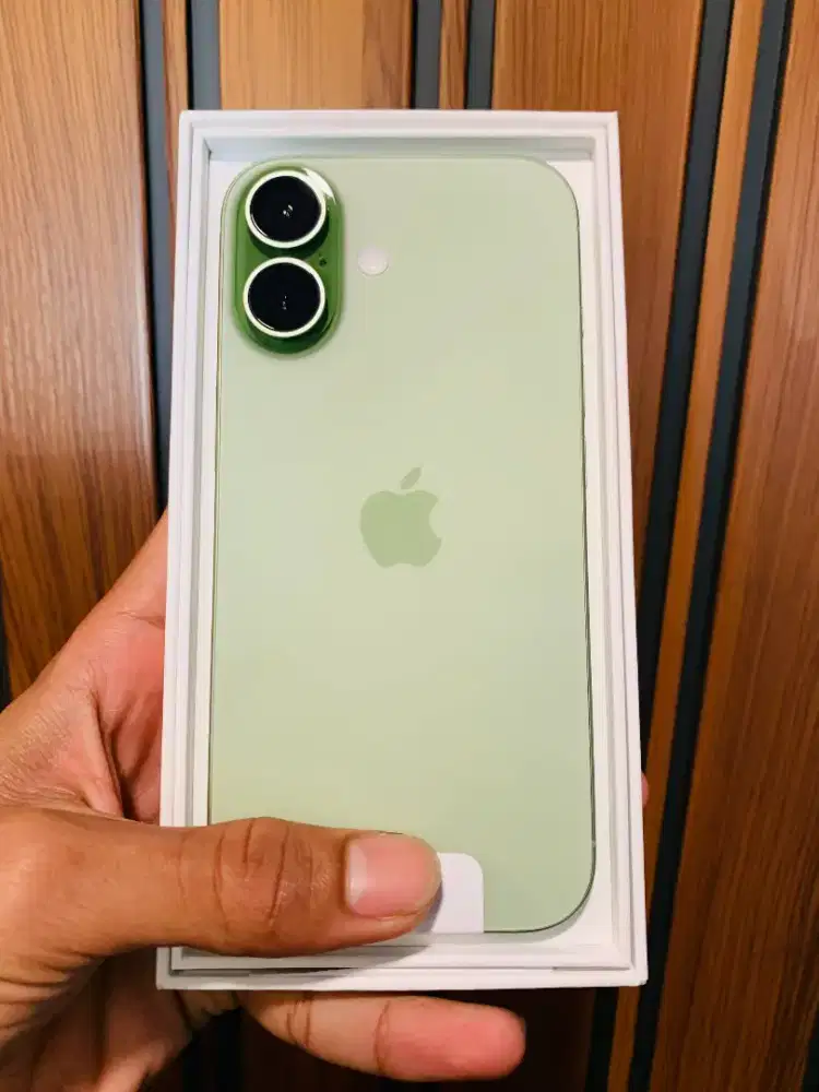 iPhone 17 basic sage 256gb iBox