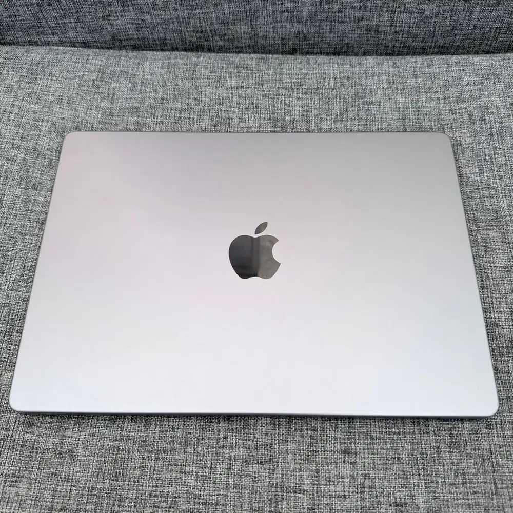 MacBook Pro 14” M2 Max 32GB 1TB – Super Mulus, CC Rendah, Jarang Ada