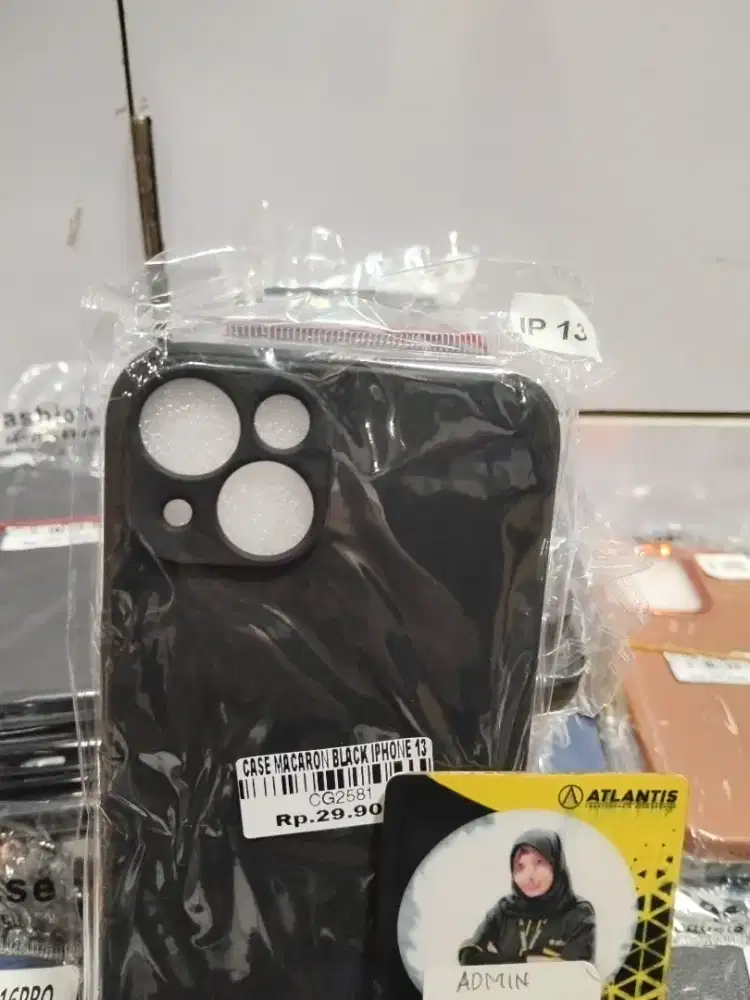 CASE MACARON BLACK IPHONE 13 | ATLANTIS DAHSYAT