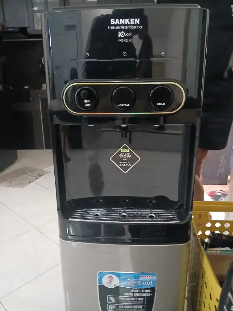 Jual Dispenser Premium