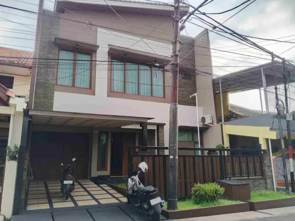 RUMAH BARU, MEWAH ELEGANT DI BILLYMOON PONDOK KELAPA