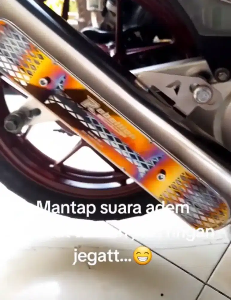 Ane maujual kanlpot std racing buat vario 125 150 edisi motor d jual