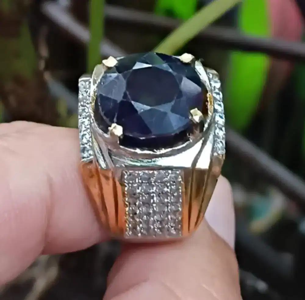 Natural Blue Sapphire Ceylon