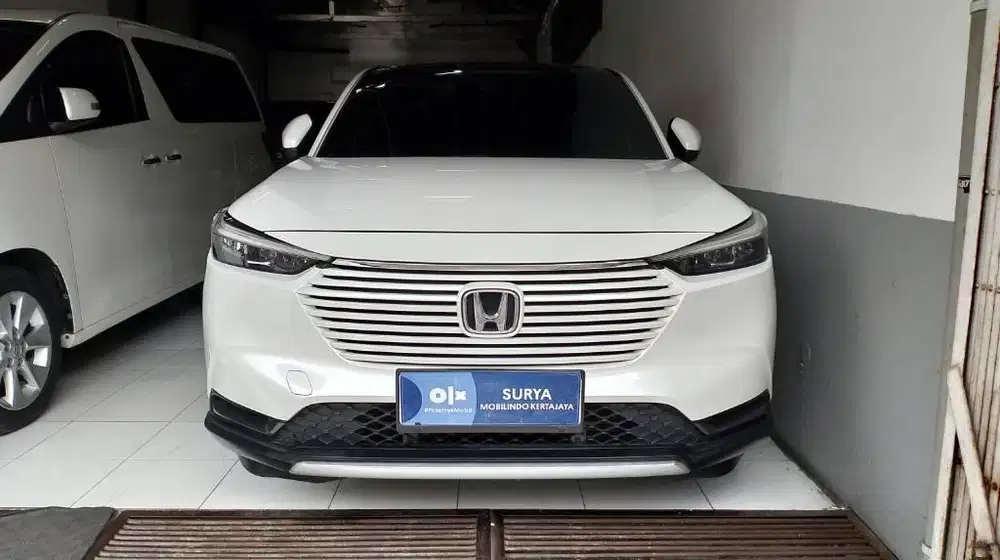Honda Hrv 1.5 SE at 2023 Istimewa Km 32rb Tgn 1#SURYA MOBILINDO