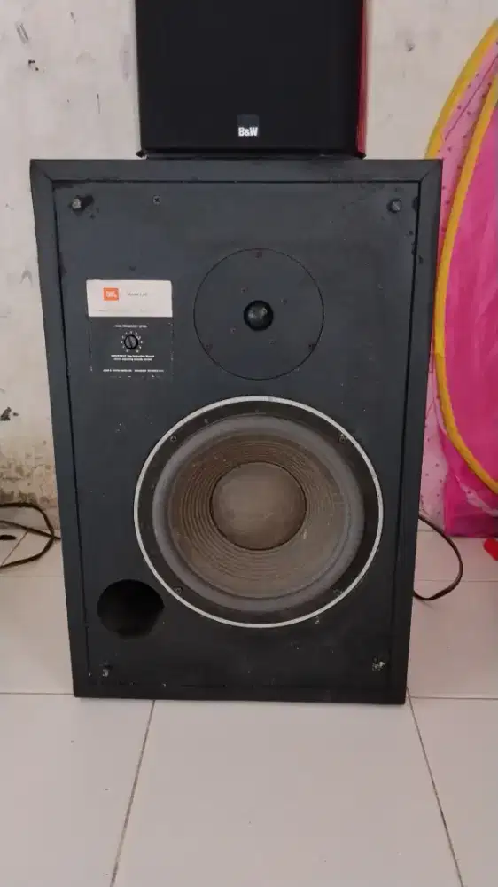 Sepeker JBL L40