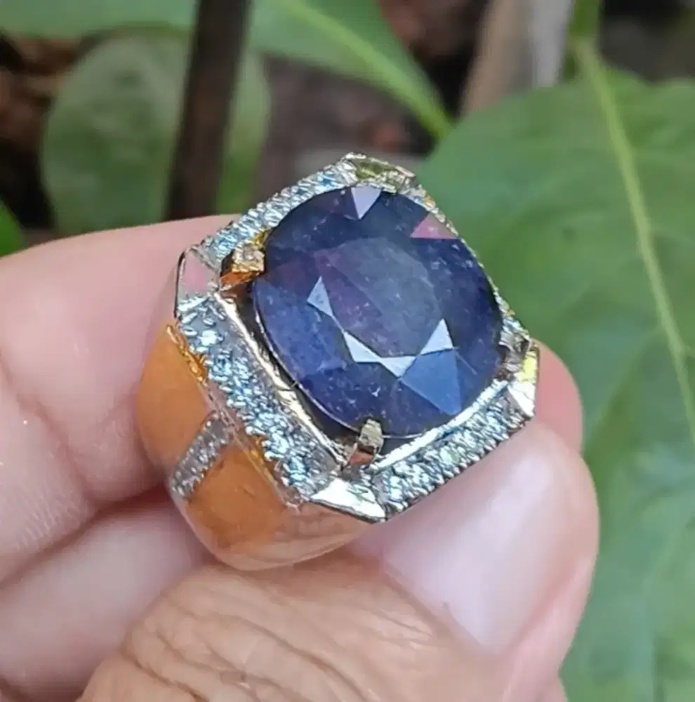 Natural Blue Sapphire Ceylon