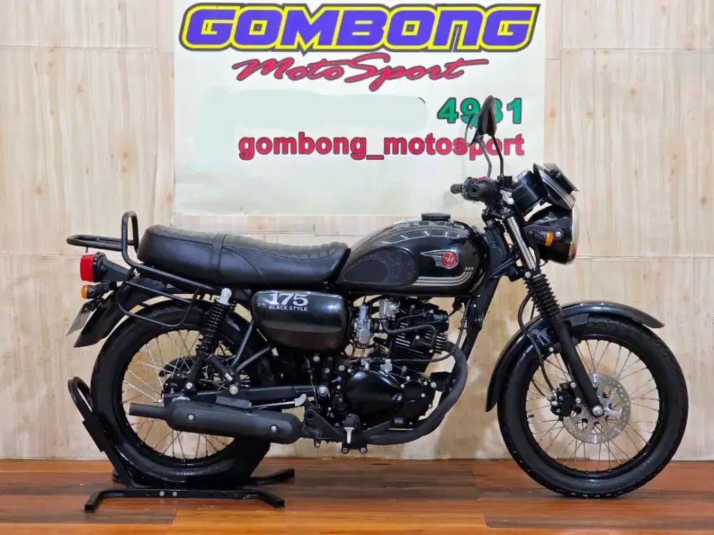 KAWASAKI W 175 2025 BLACK STYLE . W175 . W-175