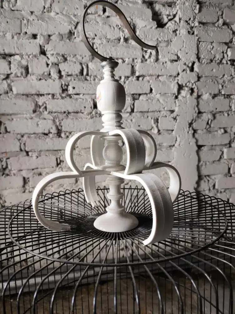 Sangkar burung bundar UK 45