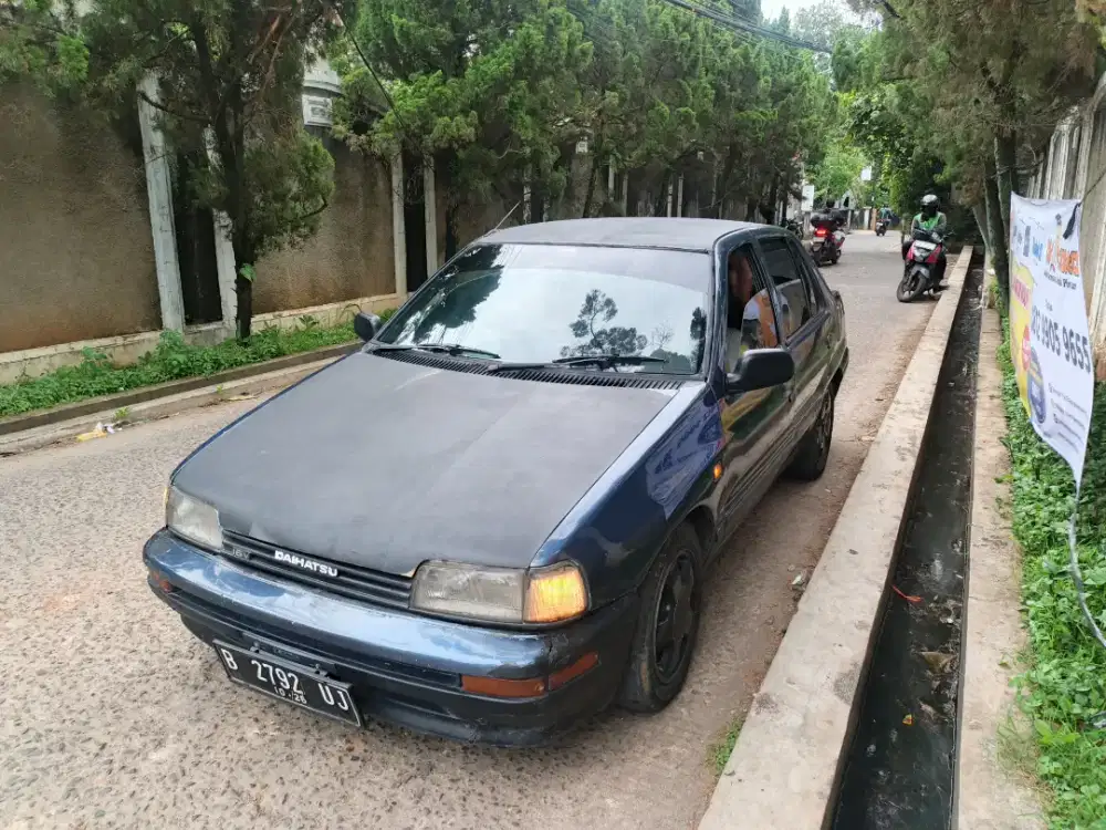 Daihatsu Classy Charade 1300cc