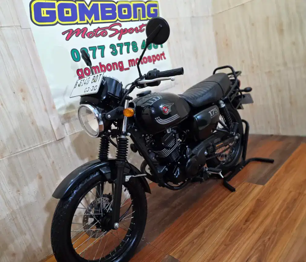 KAWASAKI W 175 2025 BLACK STYLE . W175 . W-175
