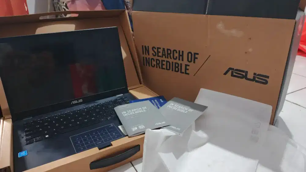 Laptop Asus E410MAO — FHD4511