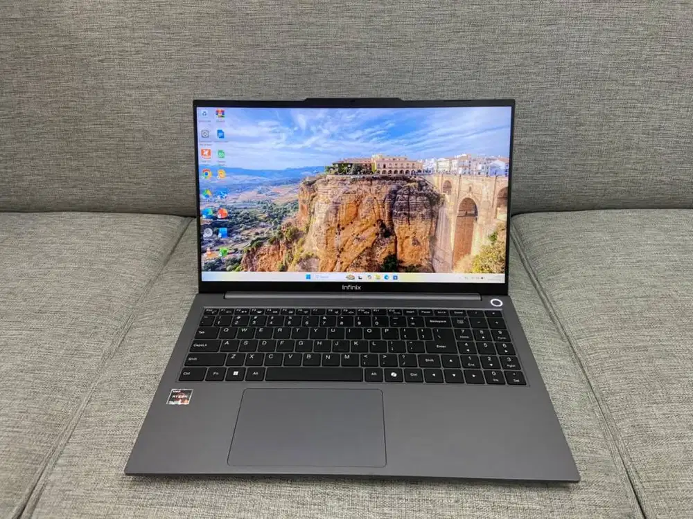 DIJUAL INFINIX XBook B15 Processor AMD Ryzen 5 | RAM 8GB SSD NVMe 512