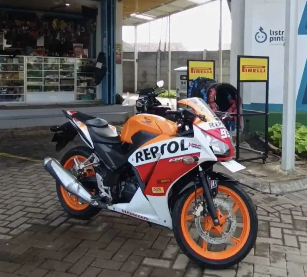 Jual Honda CBR 150 K45 Repsol 2015