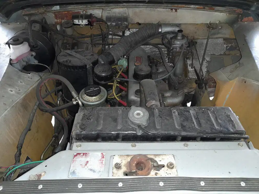 Klasik dan Antik Klasik dan Antik 1990 Bensin