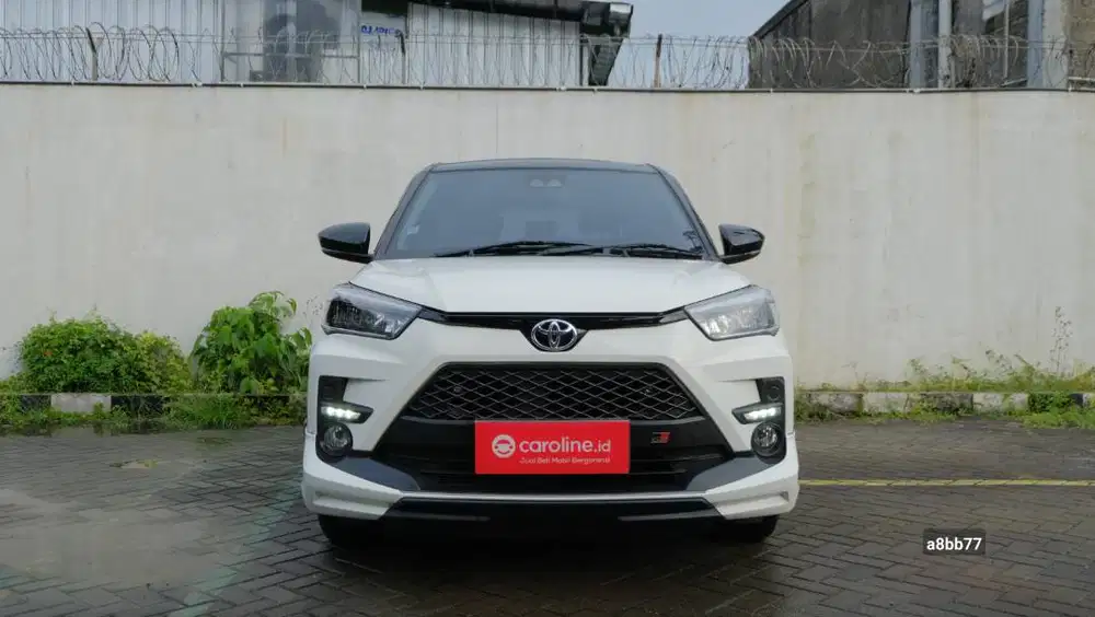 TOYOTA RAIZE GR SPORT TSS 2TONE 1.0 AT 2022 PUTIH