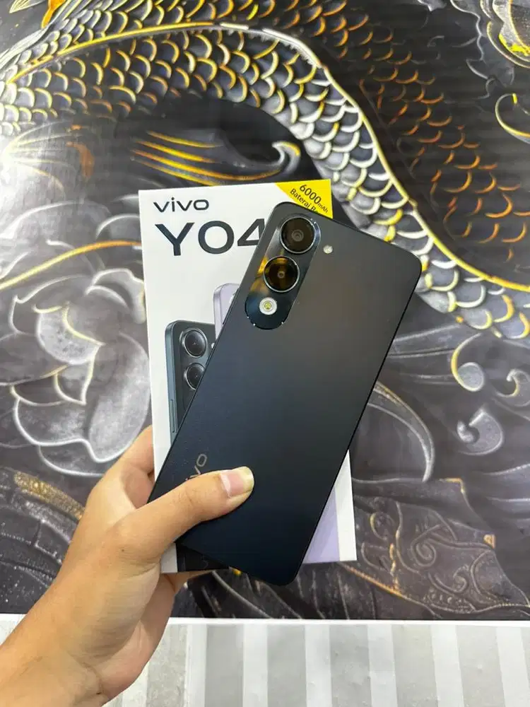 JUAL VIVO Y04s 4+4/128
