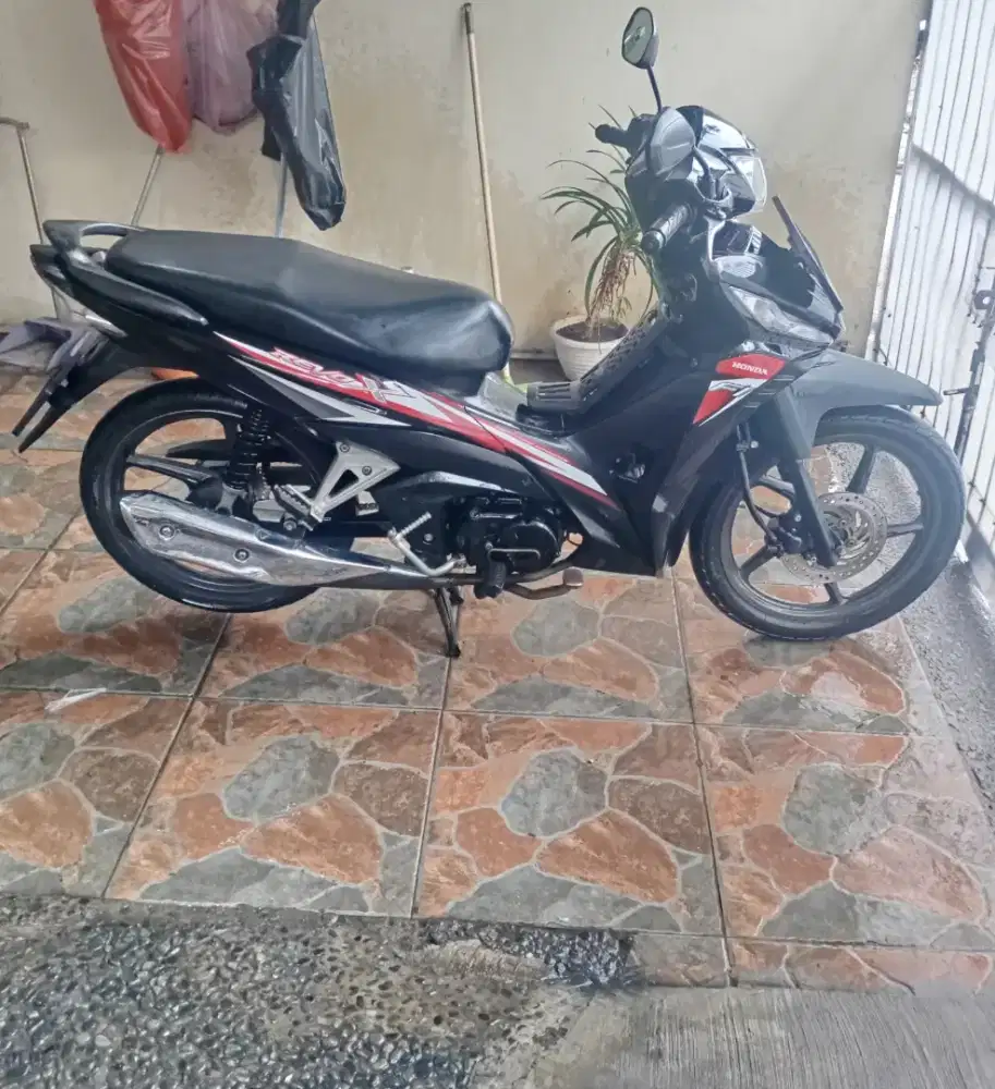Honda Revo X Fi CW 2023 fulori supergres pjak baru bayar 02-2027