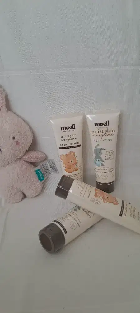 Moel healthy baby care BODY LOTION NEW