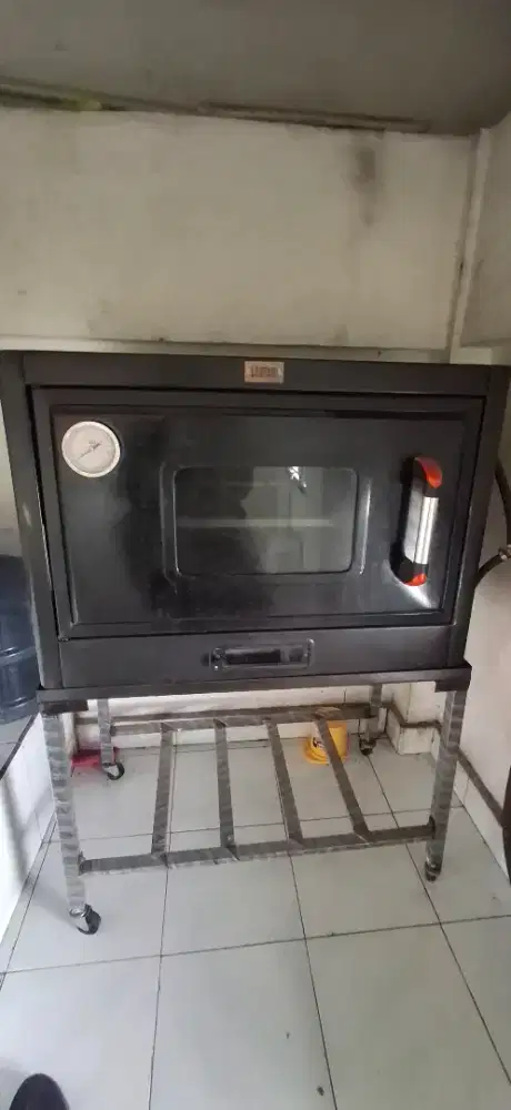 Oven gas untuk ukuran loyang 40 x 60