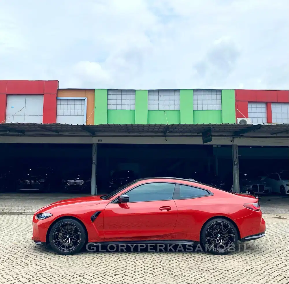 BMW M4 M4C Competition 2023/ 2024 KM 5rb ANTIK