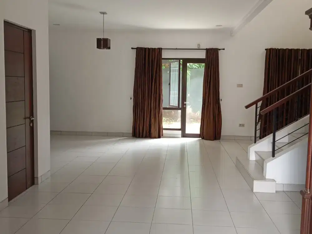 Rumah Luas Dua Lantai di Cluster Exclusive Premium Kota Wisata