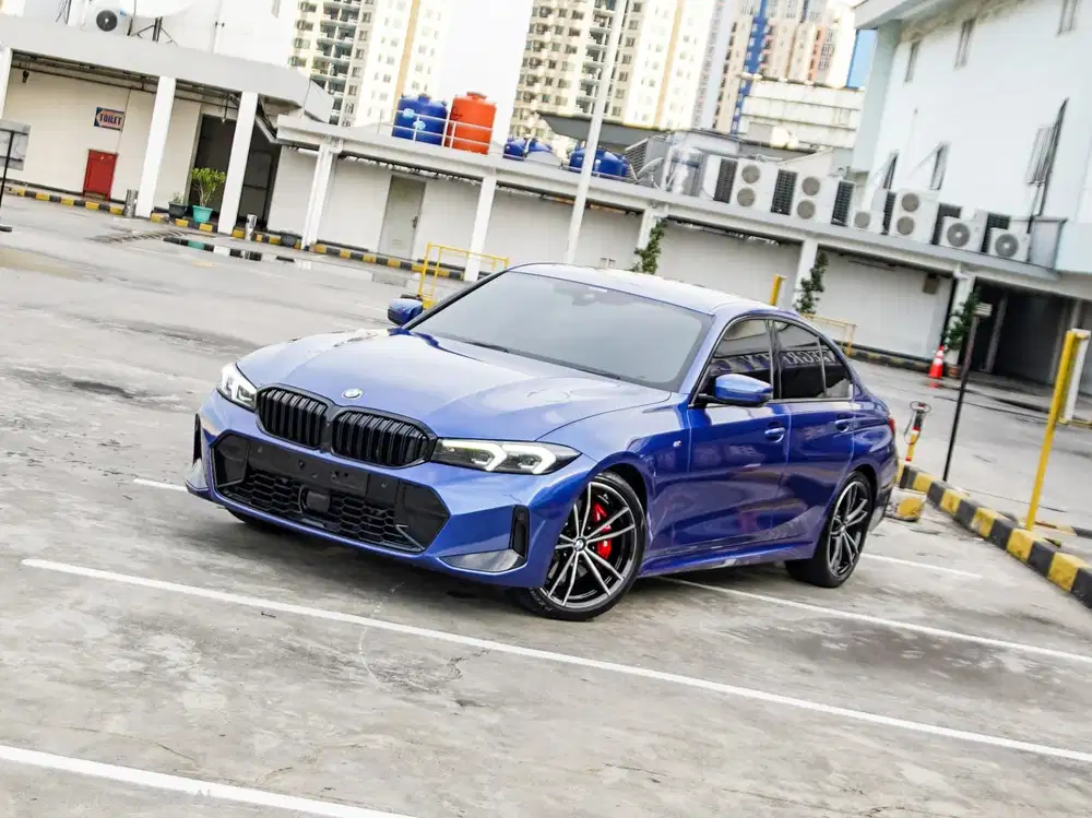 BMW 330i 2024 Bensin