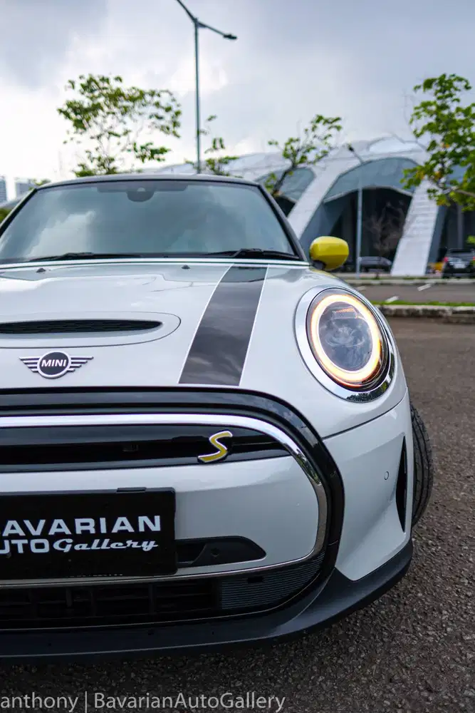 MINI COOPER EV 2023 NIK 2022 White Silver! TERMURAH SEINDONESIA! BNER!