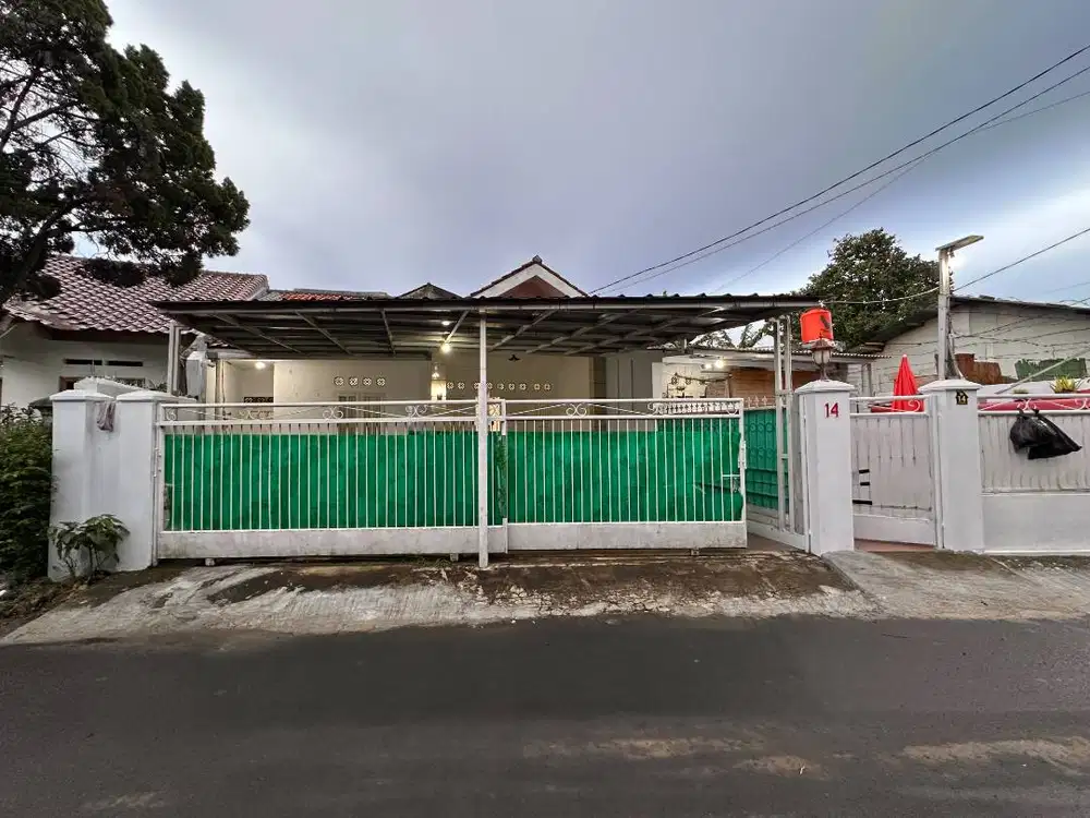 Disewakan Rumah Lokasi Strategis Dekat Pintu toll ciputat: