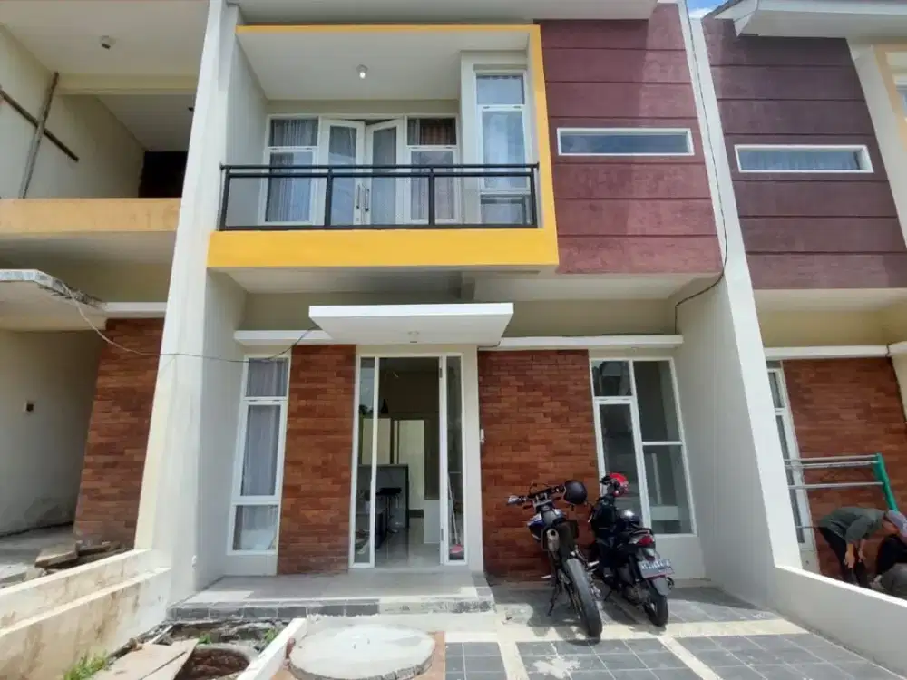 Hunian Eksklusif Batu – Kolam Renang & Rooftop