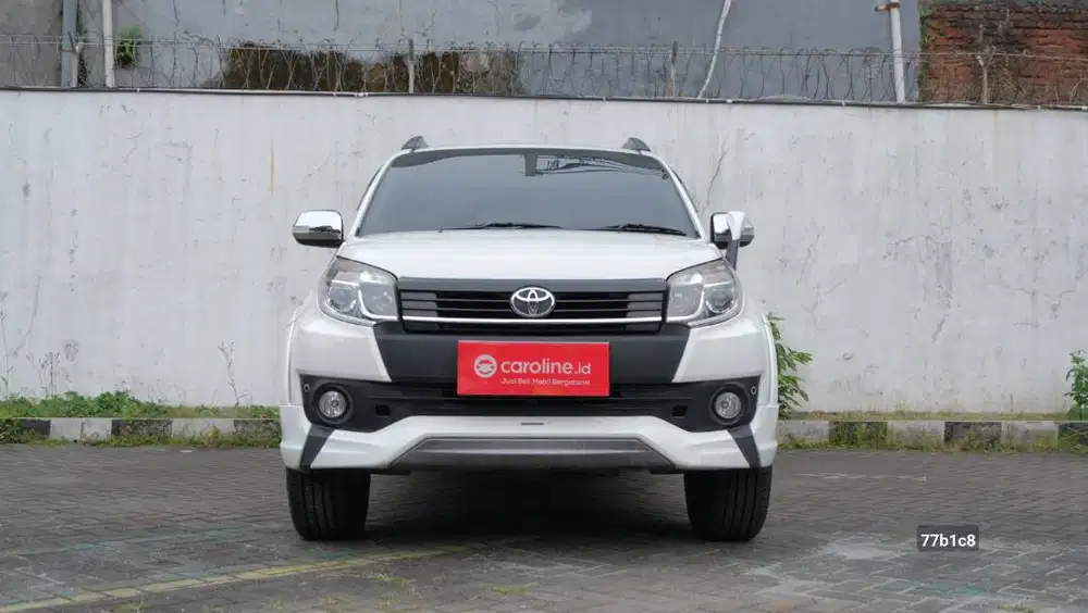 TOYOTA RUSH S TRD 1.5 AT 2015 PUTIH