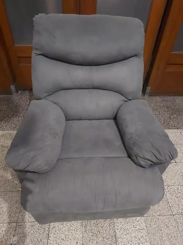 Dijual sofa reclining