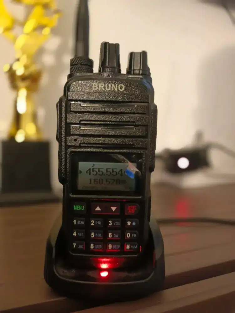 HT Bruno jarang pakai