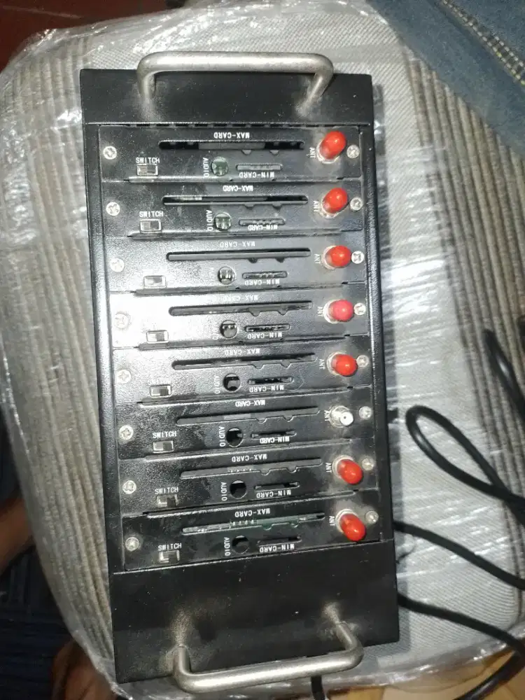 Modem Pool GSM atau SMS Modem Pool 8 Port