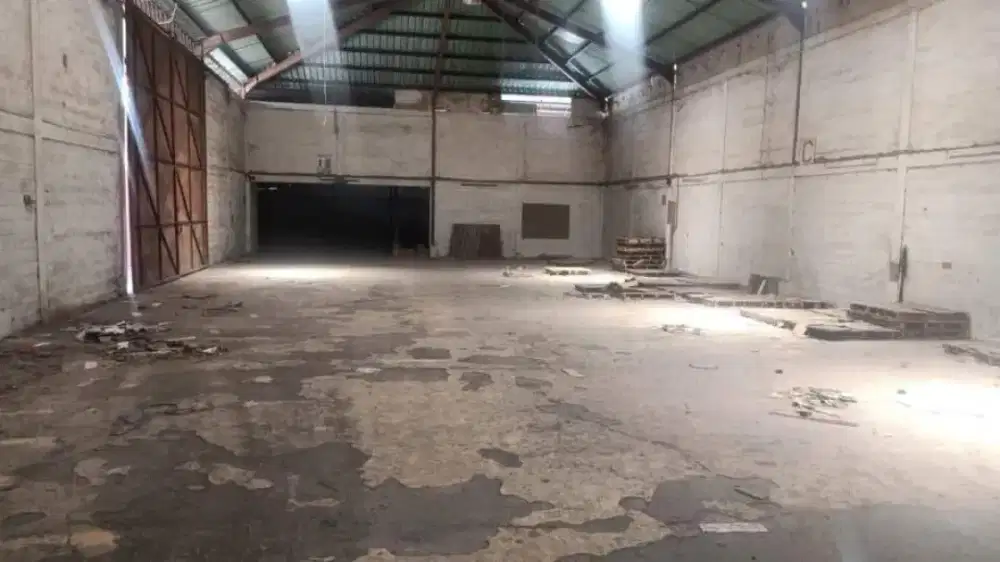 Di kontrakan Gudang jalan Cargo Permai , DPS, Bali