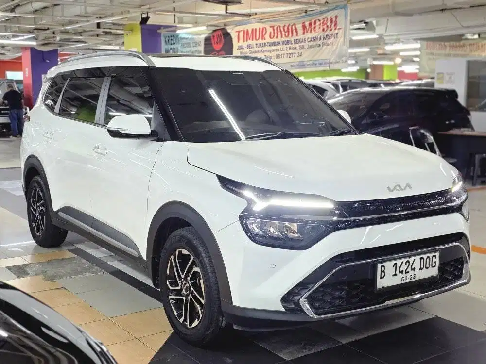 Kita Carens captain seat 1.5 2023 putih