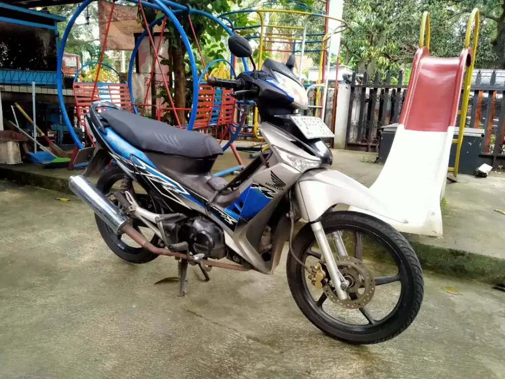 Honda Supra X 125 Cw DD 2009 Bisa TT matic