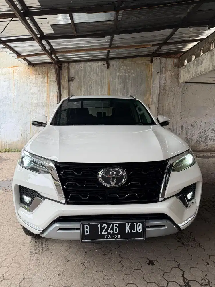 fortuner VRZ at matic diesel 2021, new model, putih