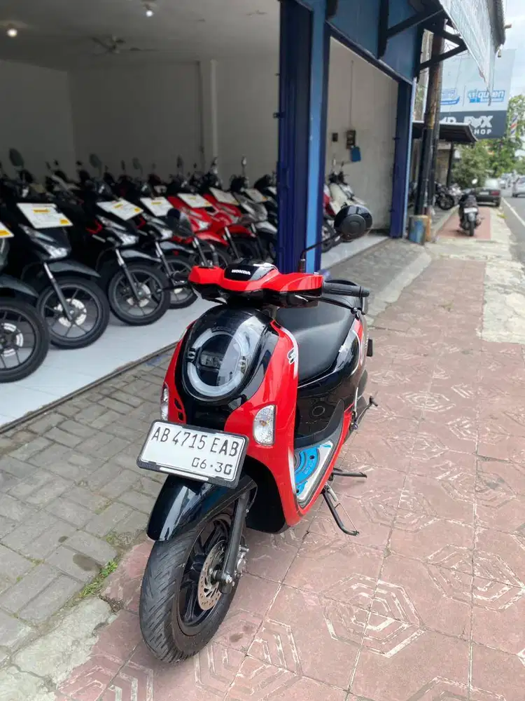 HONDA SCOOPY TH 2015 KREDIT MOTOR DP 0 DI MERPATI MONJALI